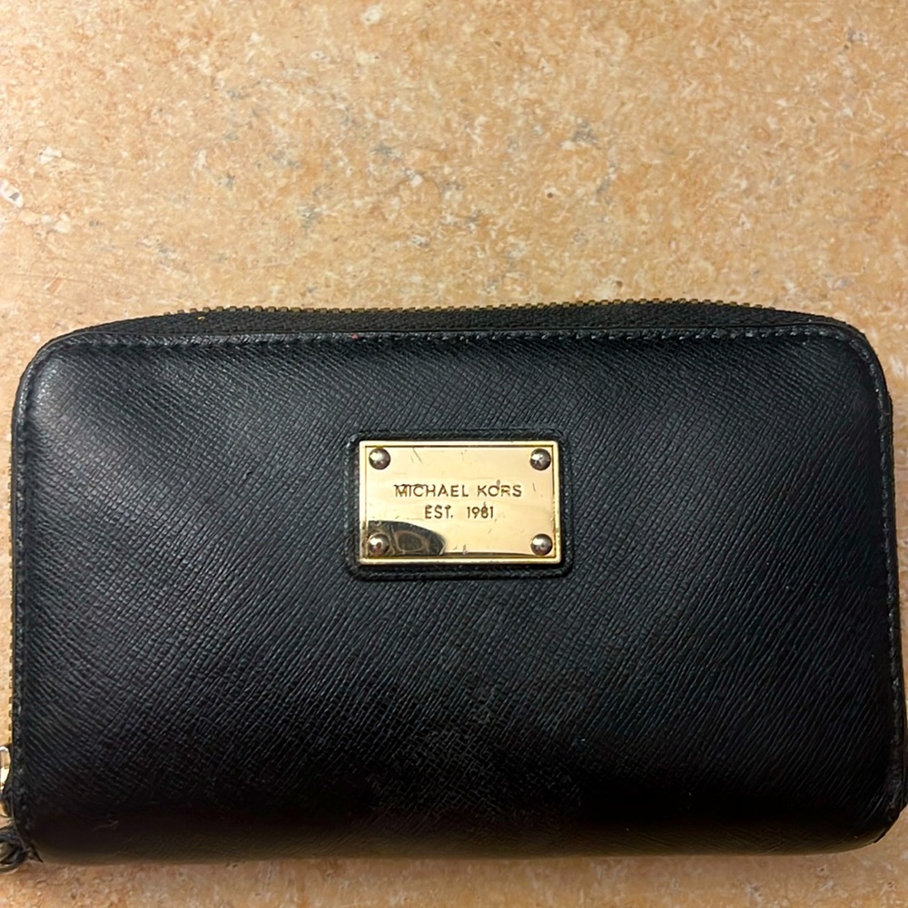 Michael Kors Brand New Wristlet Wallet